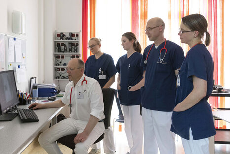 Nachbesprechung zur Visite